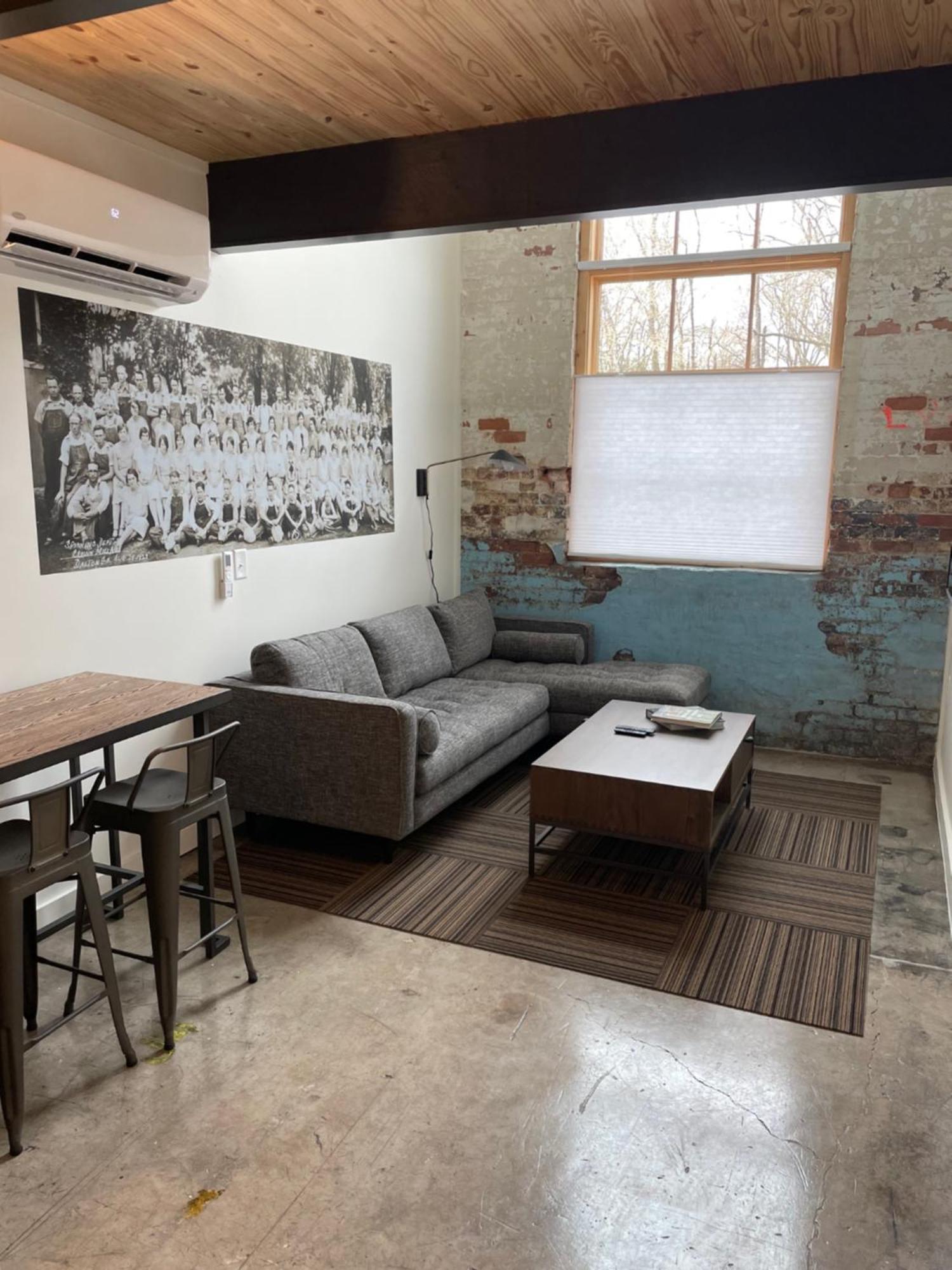 דלטון Loom Room Retreat מראה חיצוני תמונה
